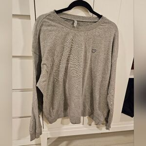 Gray womens sweater XXL H&M small heart on the left NWT valentine's day vibe